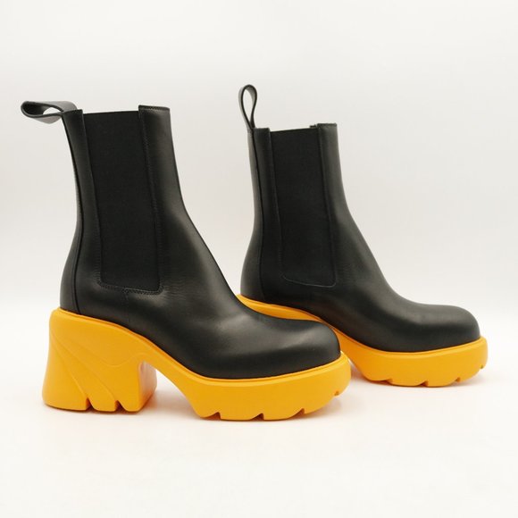 Bottega Veneta Flash Ankle Boot Military Calf Black-Tangerine - Picture 4 of 16